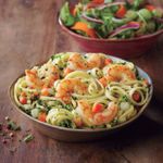 Linguine-con-verduras-y-gambon