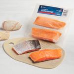 Porciones-trucha-Noruega-con-piel