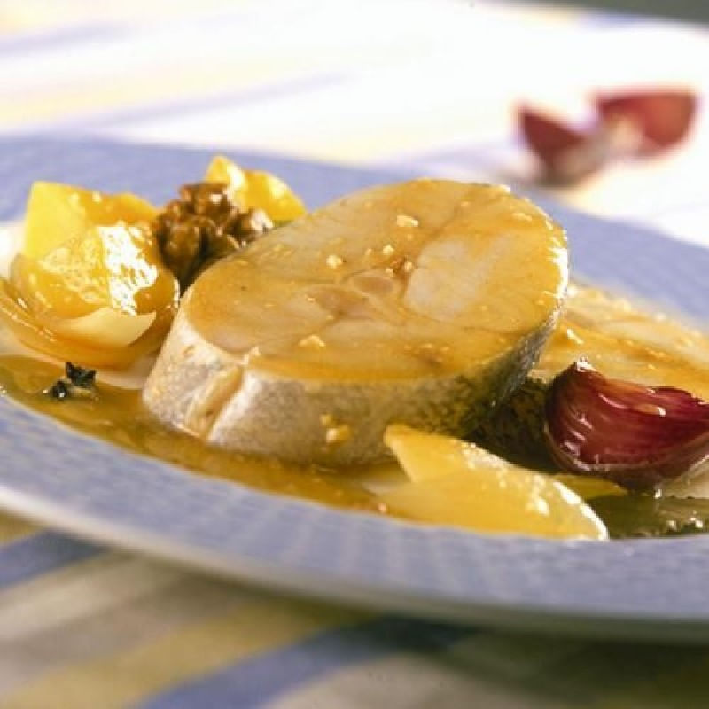 Rodaja-de-merluza-con-patatas