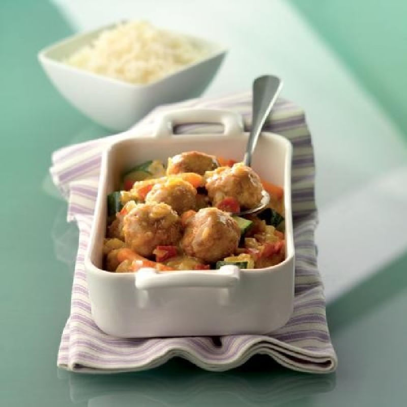 Albondigas-con-verduritas-al-curry