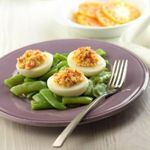 Ensalada-de-judias-verdes-y-huevos-duros-rellenos