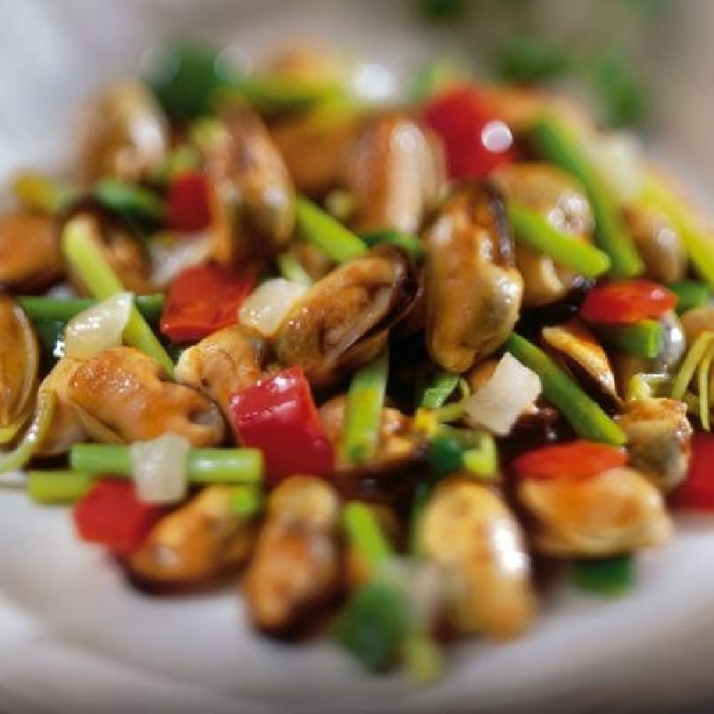 Mejillones-con-ajos-tiernos-al-escabeche