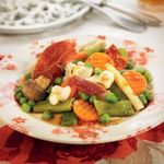 Menestra-de-verduras-con-crujiente-de-jamon
