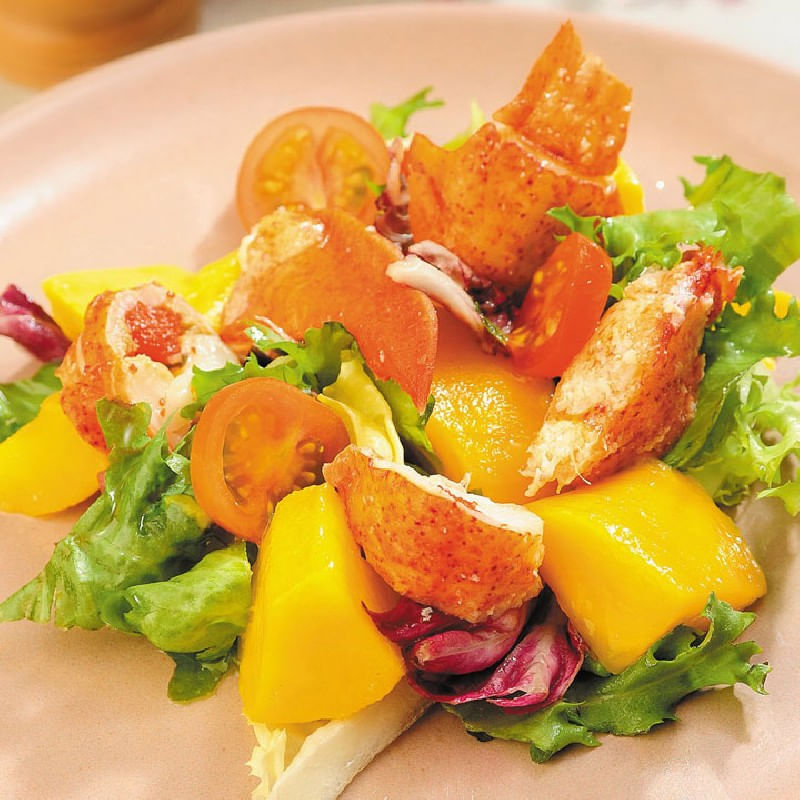 Ensalada-de-bogavante-con-mango
