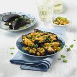 Mejillones-con-vinagreta-de-mango-y-aguacate