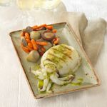 Sepia-a-la-plancha-con-timbal-de-alcachofa-zanahorias-y-setas