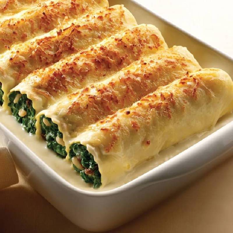 Canelones-de-espinacas-con-langostinos-al-ajillo