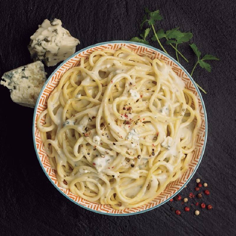 Spaghettis-con-verduras-al-roquefort