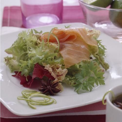 Carpaccio de salmón con lima y anís