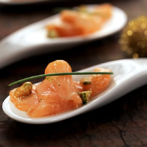 Carpaccio de salmón con nueces