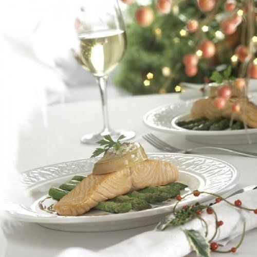 Llom de salmó amb espàrrecs triquers i foie