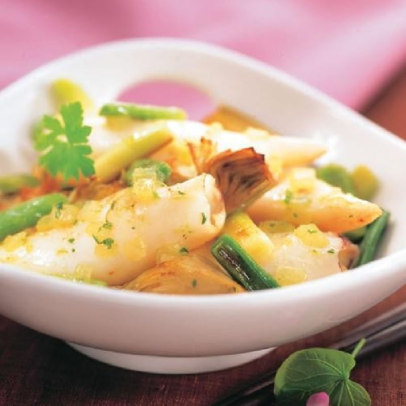 Salteado-de-alcachofas-y-calamares