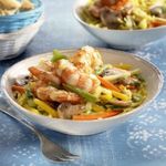 Arroz-con-gambas-verduras-y-curry