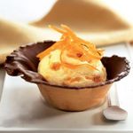 Tulipas-rellenas-con-helado-de-vainilla-y-naranja