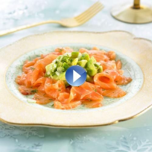 Carpaccio de salmón con aguacate