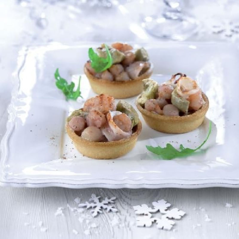 Tartaletas-de-calamar-vieira-y-colas-de-gambon