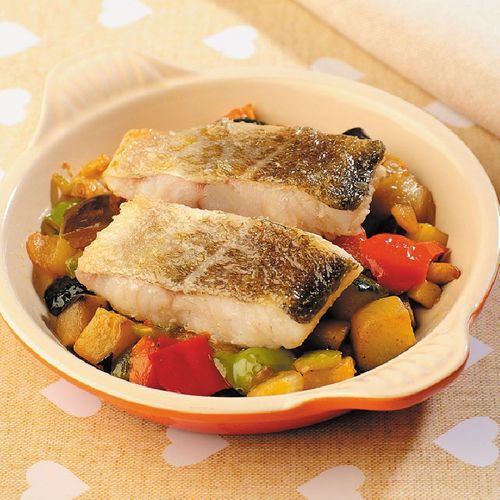 Lomo de bacalao al pisto