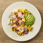 Ceviche-de-corvina-con-aguacate-y-mango