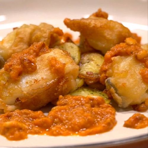 Bocats de bacallà amb romesco
