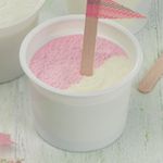 Vasito-helado-nata-y-fresa