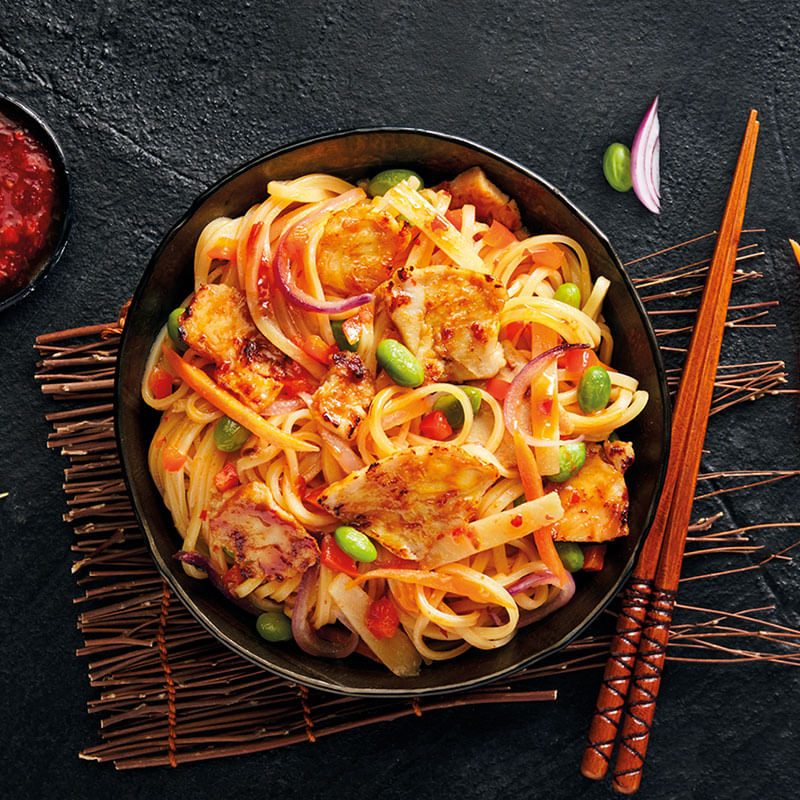50036-noodles-cerdo-agridulce-plato