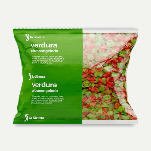 Pebrot vermell i verd trossejat