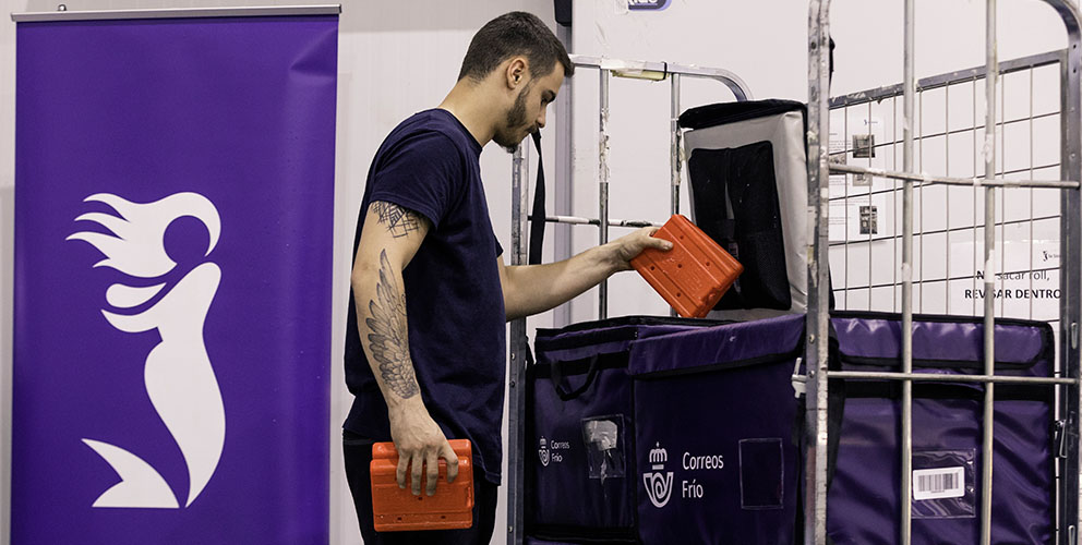 personal trabajador del almacén de la sirena